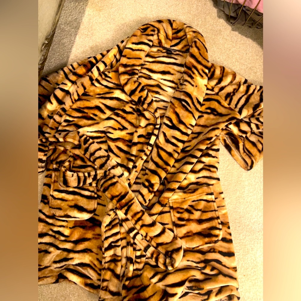 Victoria secret robe